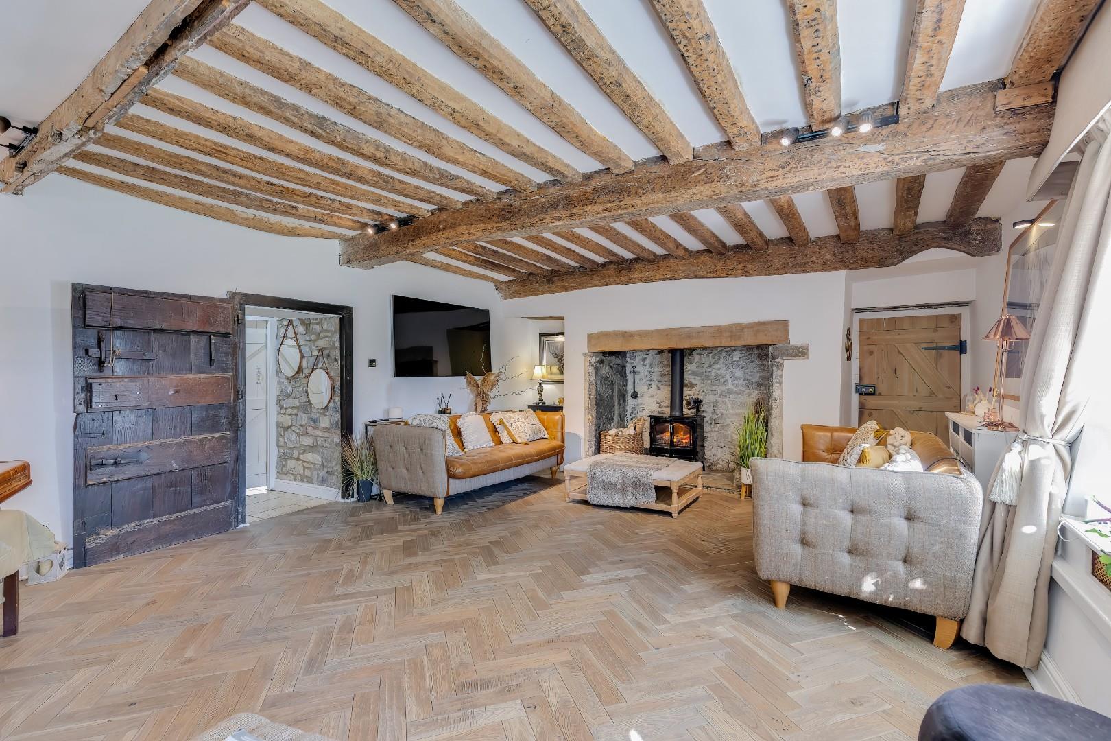 Upper Porthkerry Farm, Porthkerry Road, Rhoose, CF62 3BX